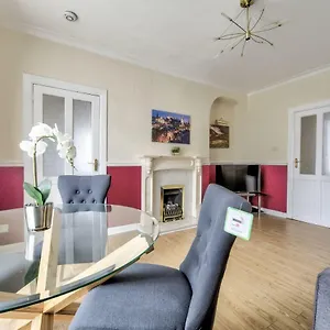 Pilton Avenue House Edinburgh